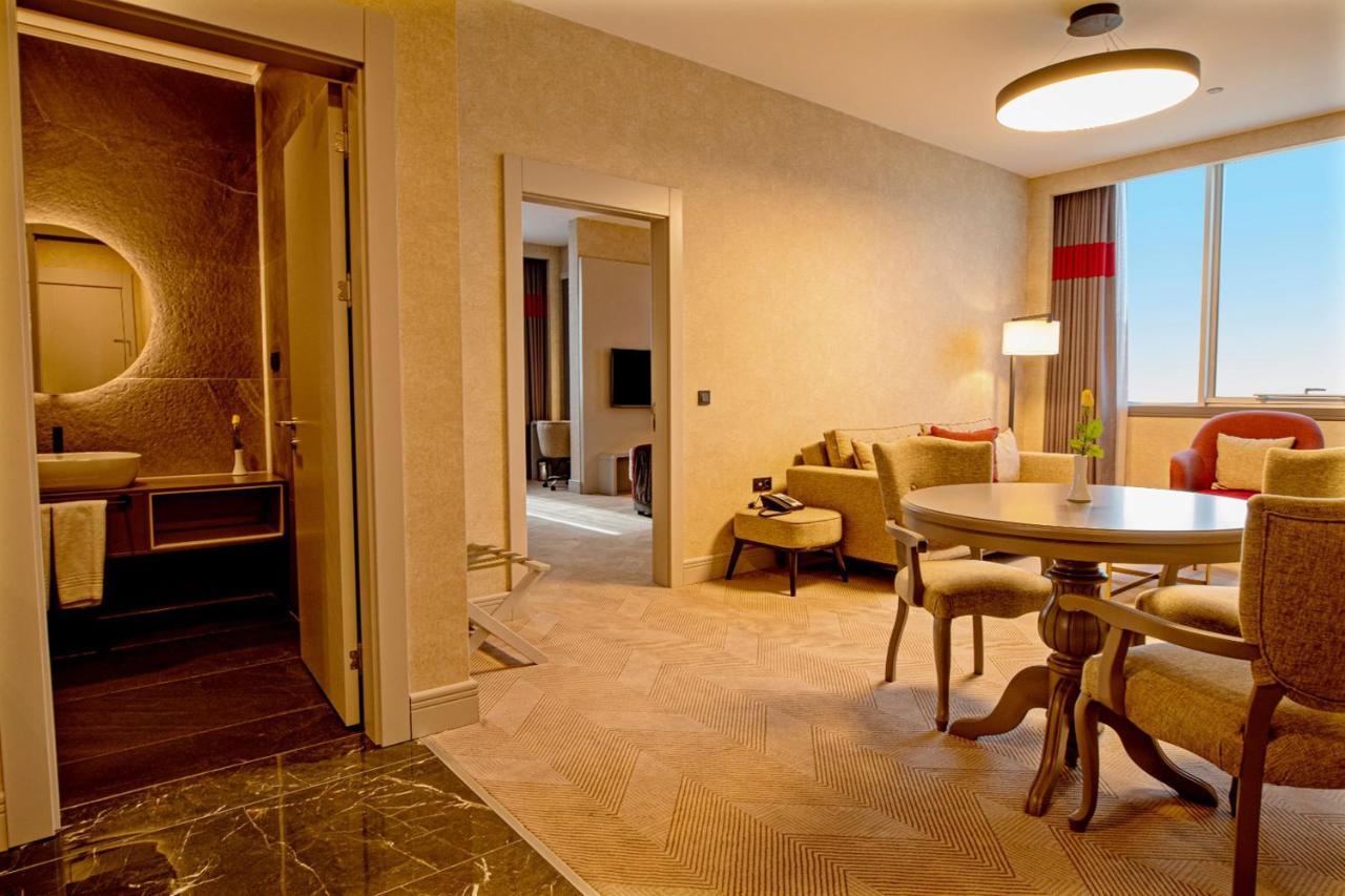 Ramada By Wyndham Diyarbakir Hotel Buitenkant foto